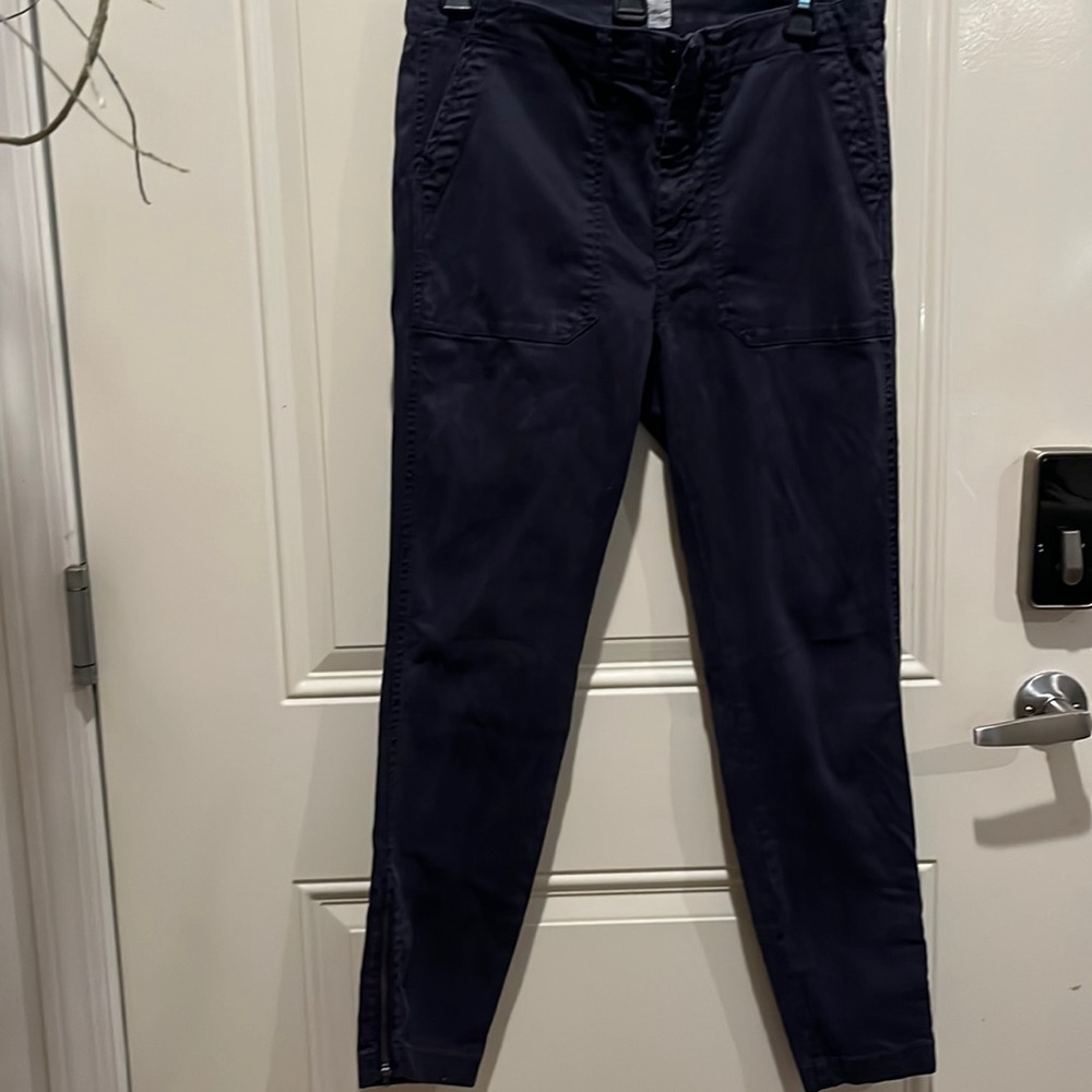 JCrew Pant size 30 , tapered leg with elastic and zipper, never worn